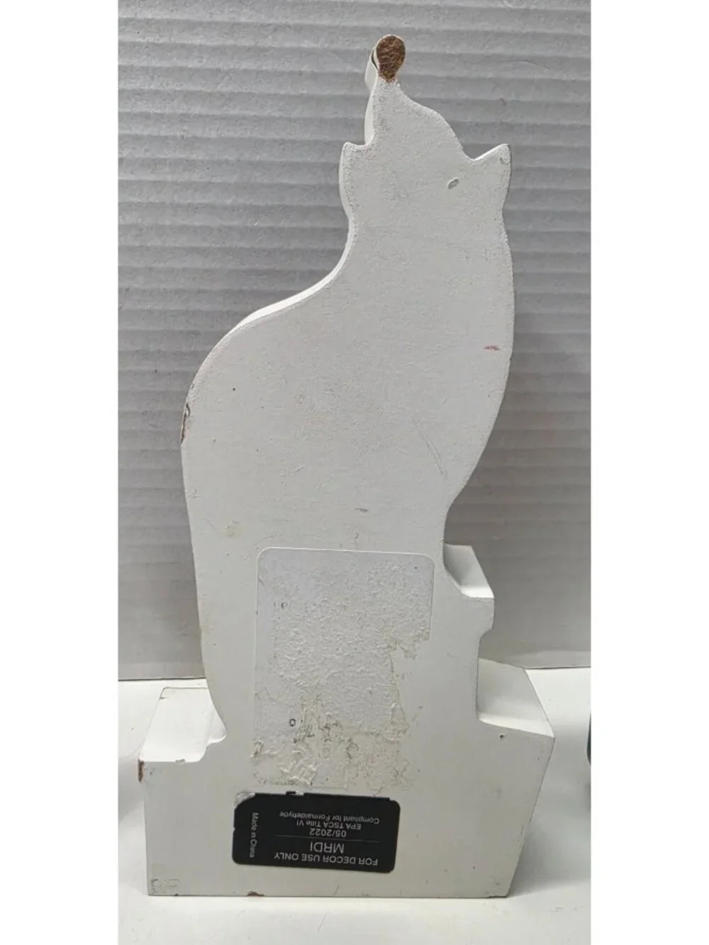 Christmas Cat Decor Lot of 5 Wooden Figurines Tree & Metal Tin Holiday